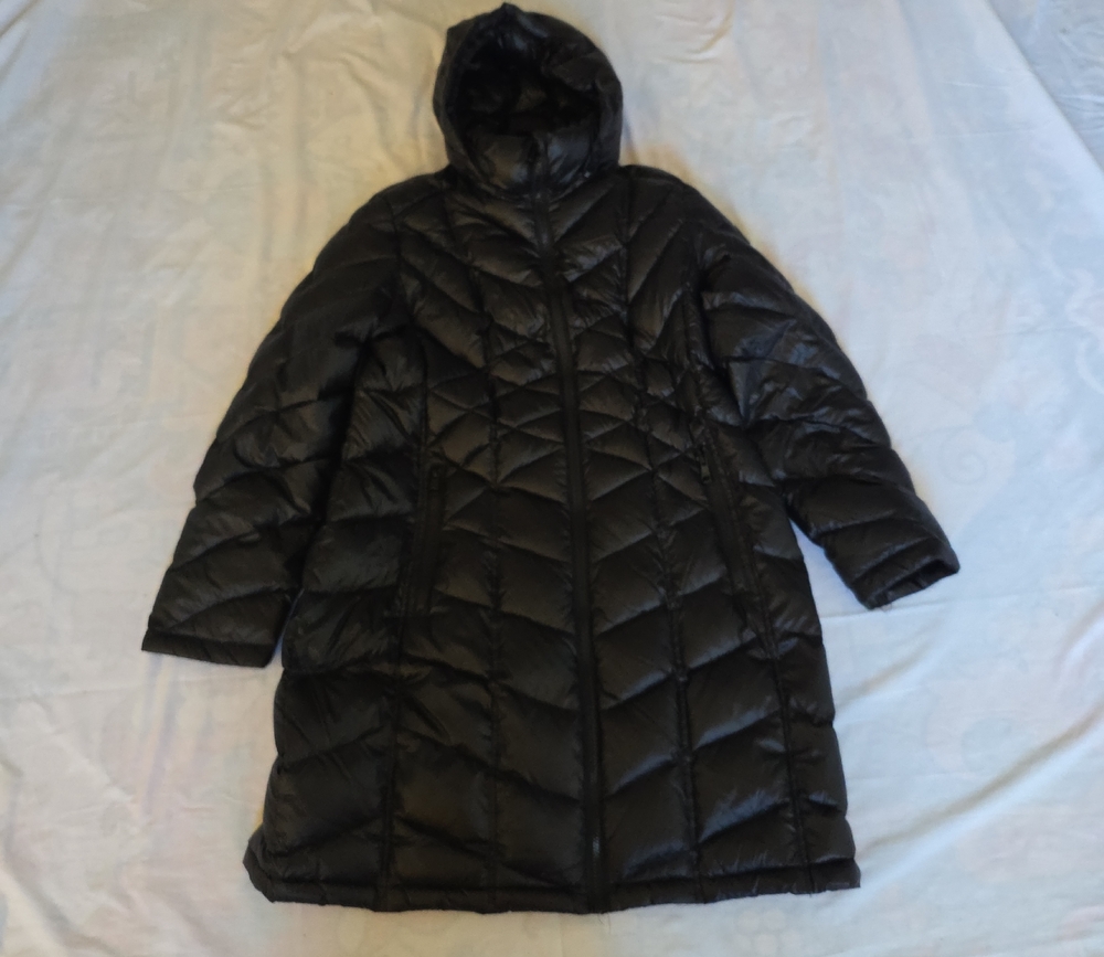 Andrew Marc Women's Black Puffer Coat